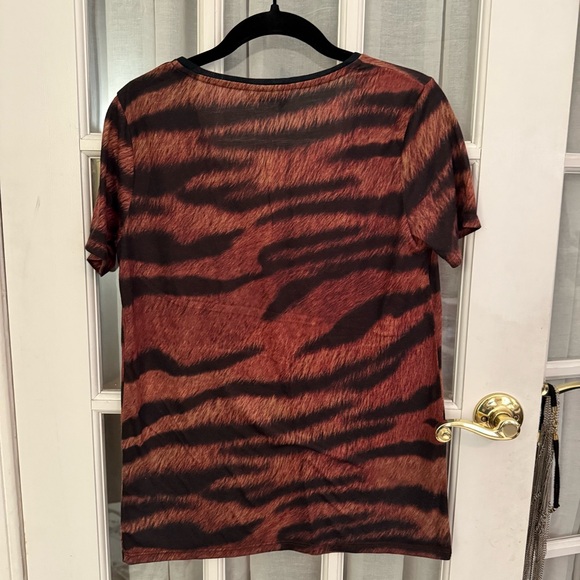 The Kooples Brown Black Tiger Graphic U-Neck T-Shirt 🐅 MEDIUM Top Tee - Picture 2 of 11